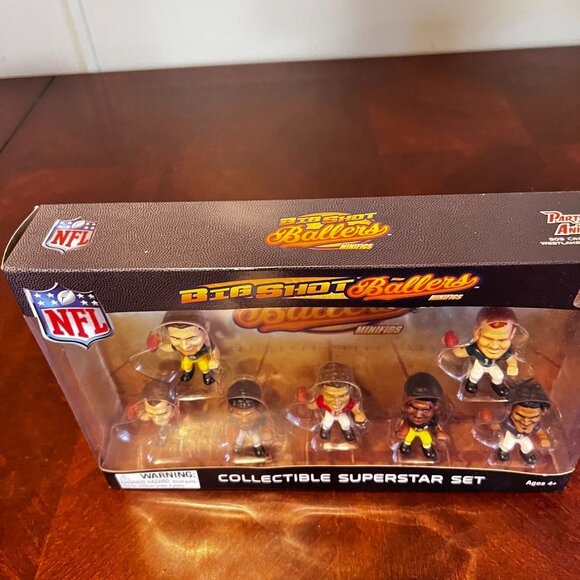 Big Shot Ballers NFL Collectible Superstar Set Minifigs Tom Brady mohomes C pics - Picture 4 of 9